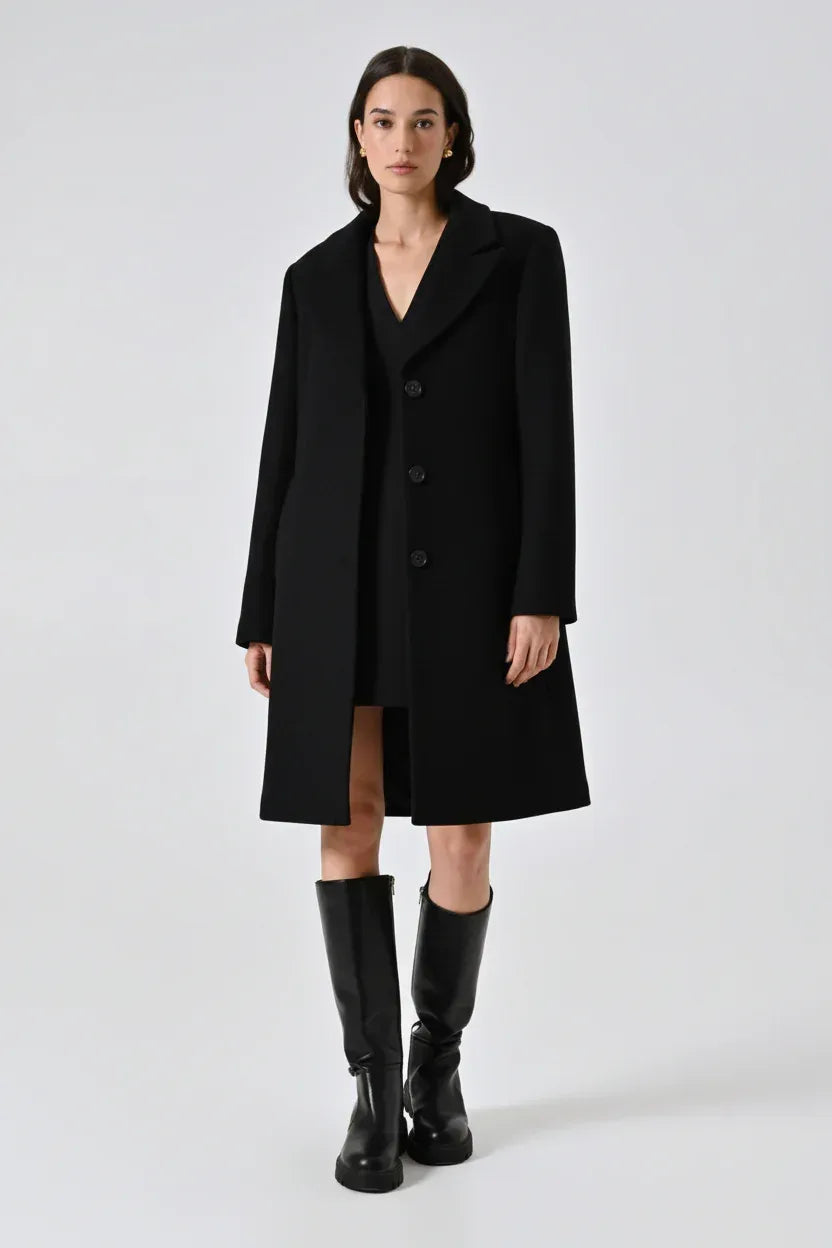 Rinascimento Cappotto curvy nero - Identity Look