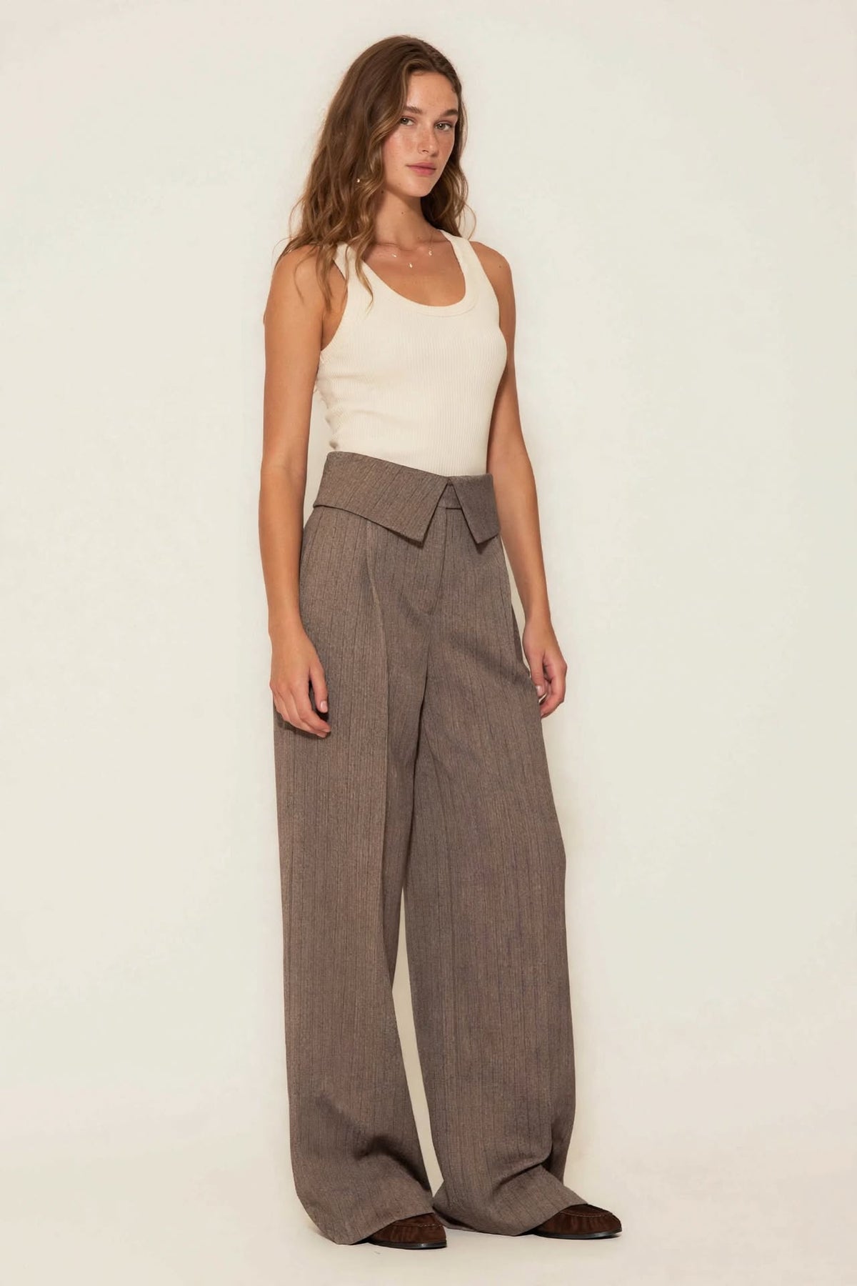 Rinascimento pantalone palazzo vita alta con risvolto