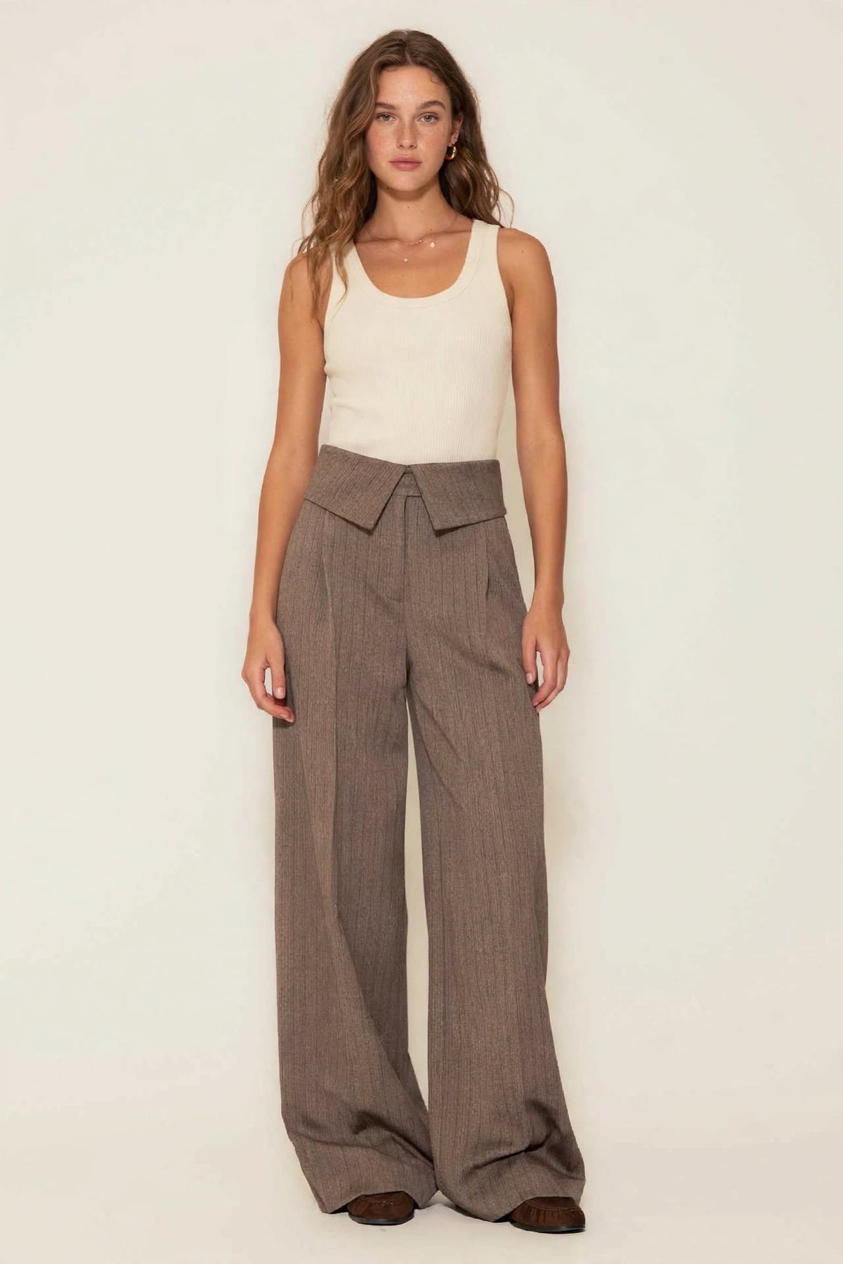 Rinascimento pantalone palazzo vita alta con risvolto