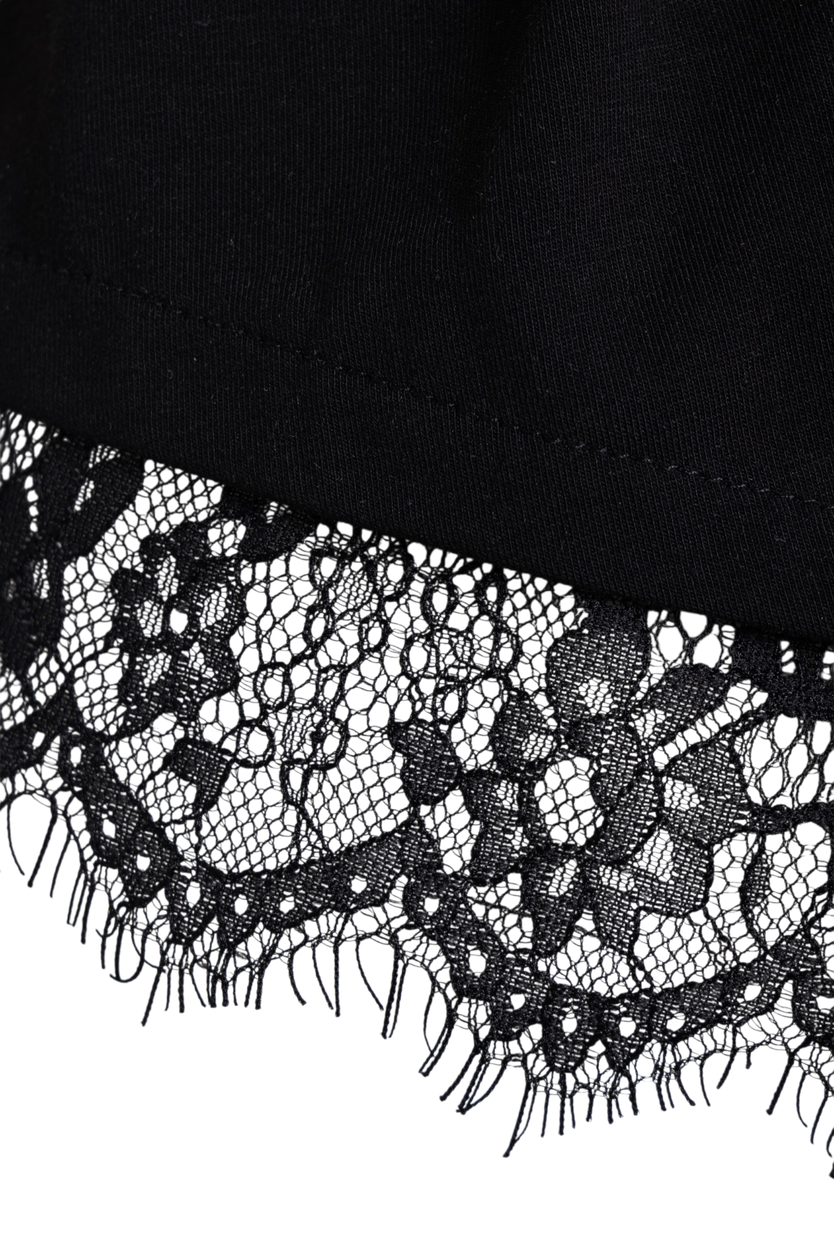 Saiph t-shirt nera con pizzo