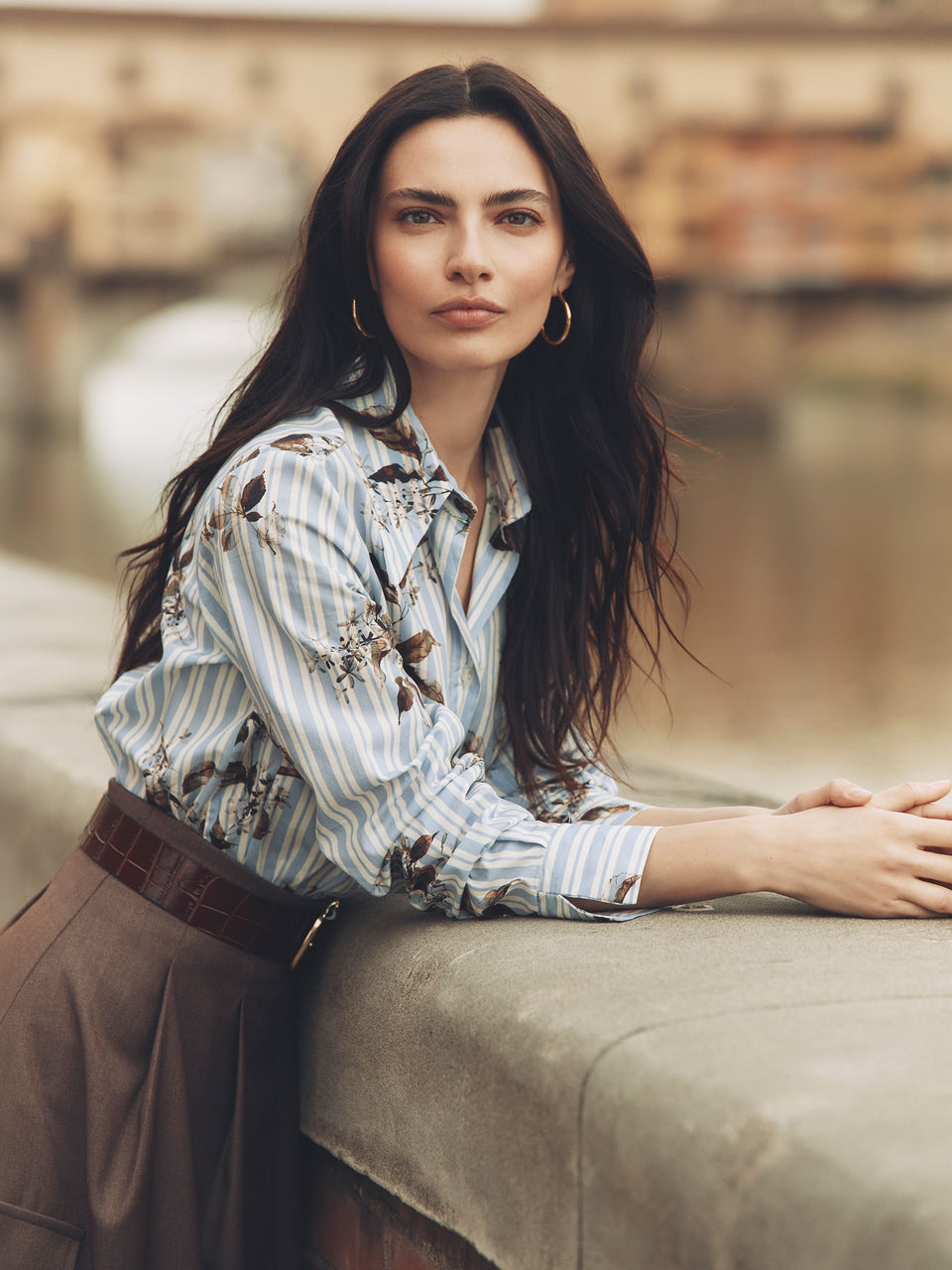 Rinascimento camicia cropped a righe fiori