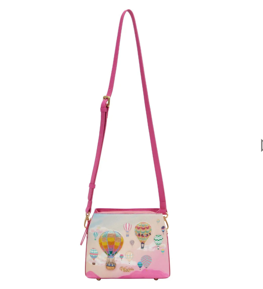 Vendula London Borsa paige above the clouds