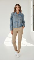 Le streghe giubbino in denim